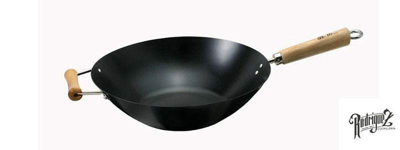 Disfruta cocinando con wok: te explicamos cómo